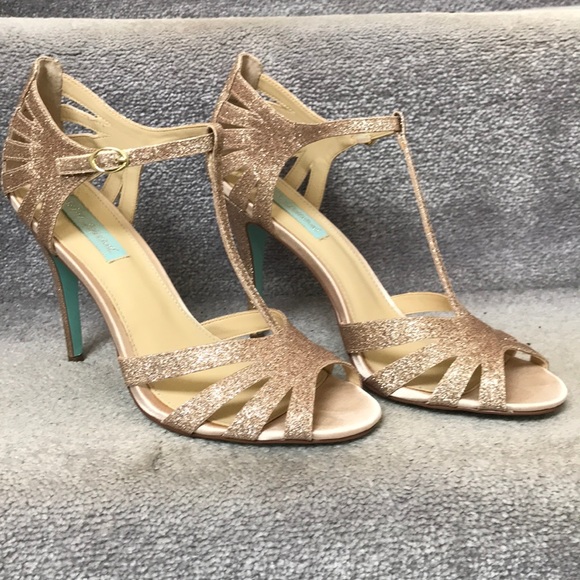 Glittered Heels (10) - Picture 2 of 8